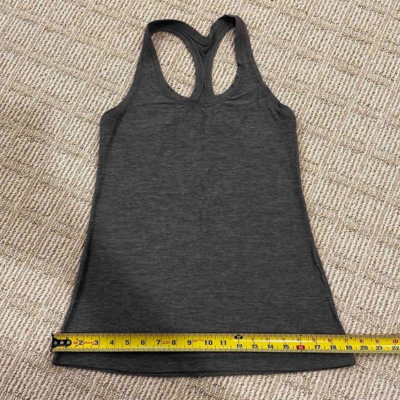 LULULEMON COOL RACERBACK TANK TOP SHIRT GRAY SIZE S-M REFLECTIVE SILKY FEEL - Picture 5 of 7